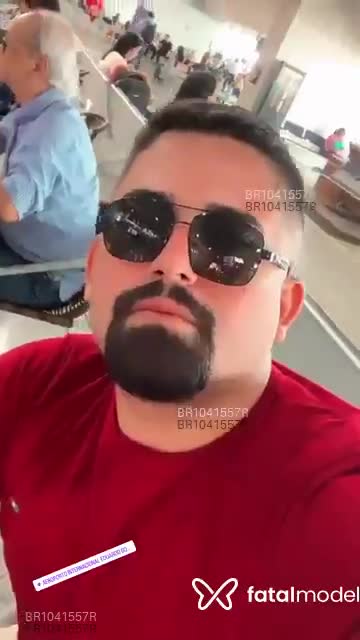 Acompanhante homem morena (o) de olhos castanhos em Tubarão Acompanhante homem morena (o) de olhos castanhos em Tubarão - Manauara BARBADO