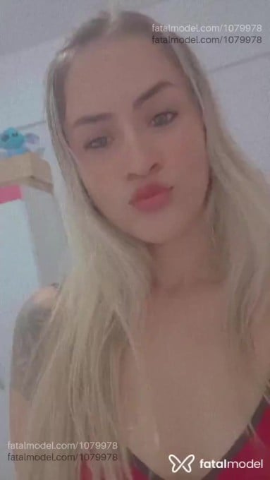 Acompanhante mulher loira (o) de olhos castanhos em Brusque - Isa