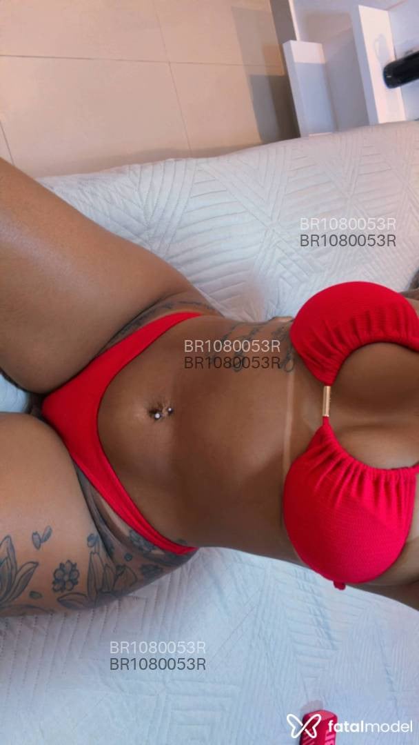 Acompanhante mulher morena (o) de olhos castanhos em Poços de Caldas - Cris Morena