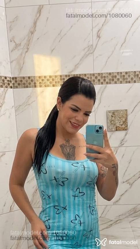 Acompanhante mulher morena (o) de olhos castanhos - Suzi Barth Gaucha