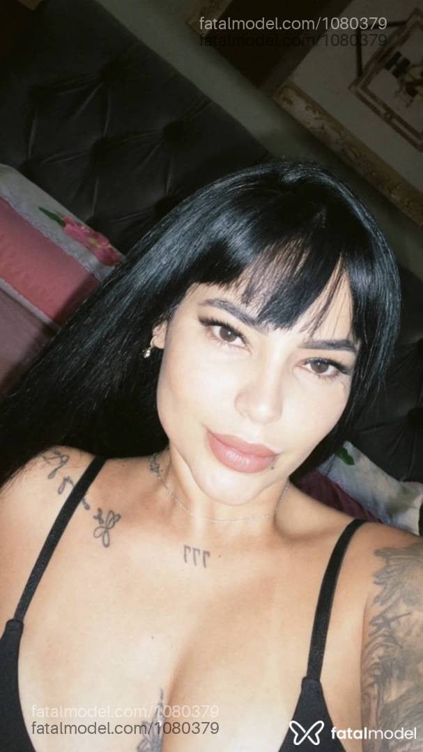 Acompanhante mulher morena (o) de olhos castanhos - Sabrina