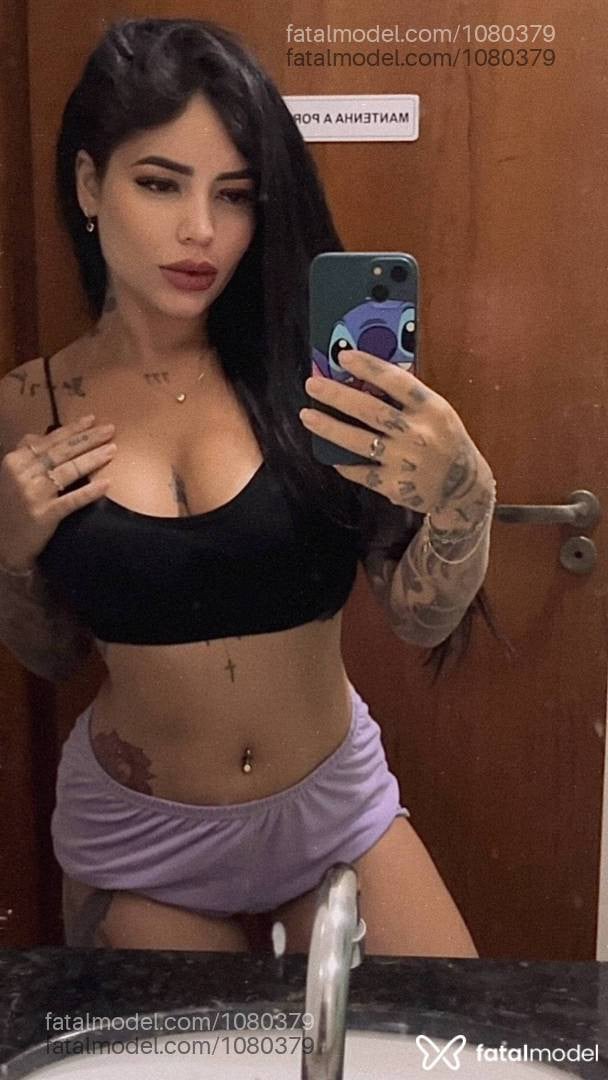 Acompanhante mulher morena (o) de olhos castanhos - Sabrina