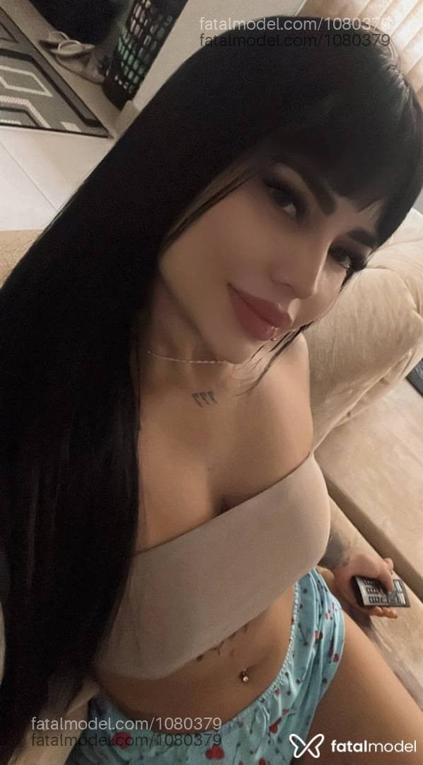 Acompanhante mulher morena (o) de olhos castanhos - Sabrina