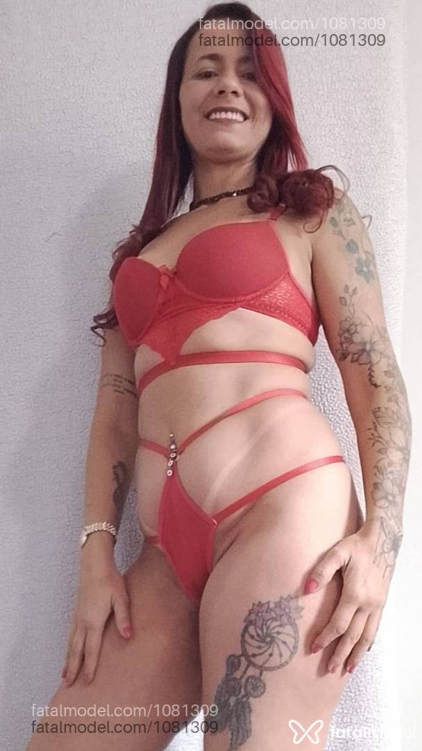 Acompanhante mulher ruiva (o) de olhos castanhos - Fernadinha