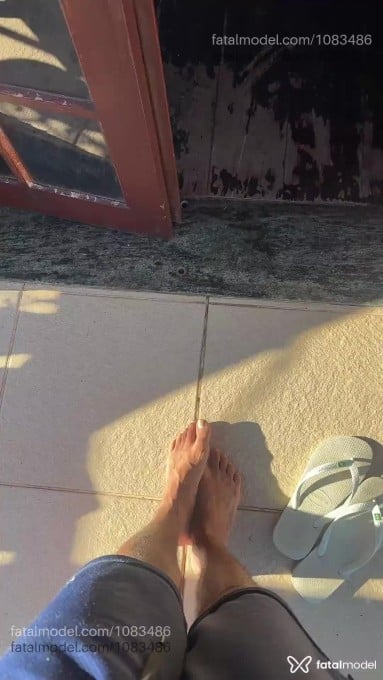 Acompanhante homem com cabelo castanho de olhos castanhos - Alan