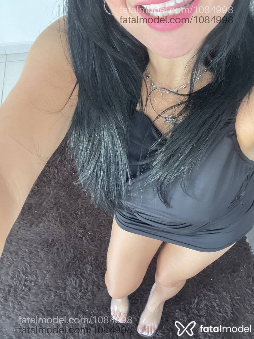 Acompanhante mulher morena (o) de olhos pretos - Fernanda