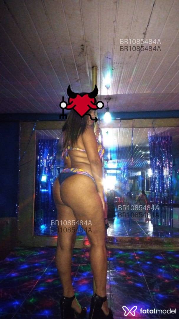 Acompanhante mulher ruiva (o) de olhos pretos em Varginha - Mel layla