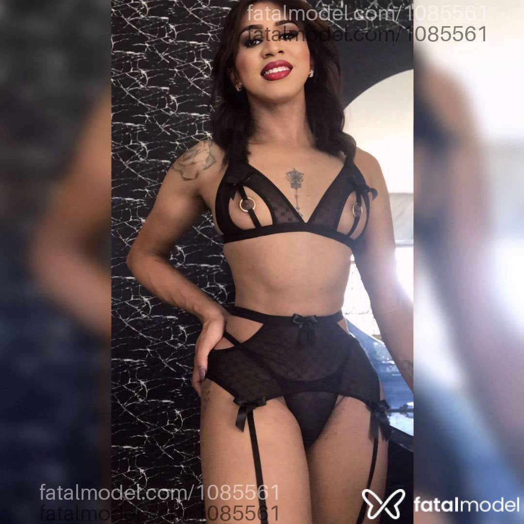 Acompanhante travesti morena (o) de olhos castanhos em Sousa - Myrella Pereira