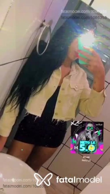 Acompanhante mulher trans morena (o) de olhos verdes em Barra do Garças - Potiguara