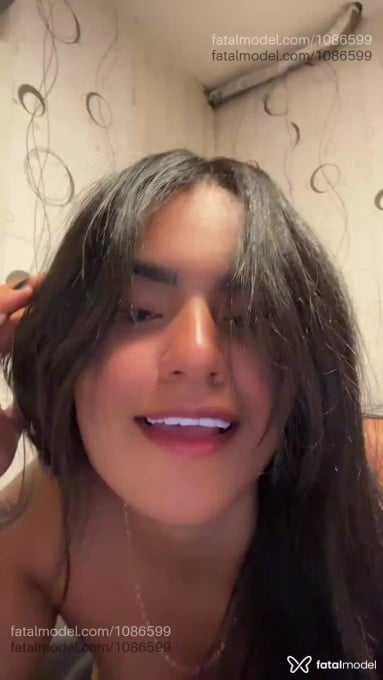 Acompanhante mulher morena (o) de olhos castanhos em Balneário Camboriú - Bruna