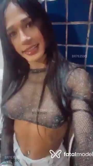 Acompanhante travesti morena (o) de olhos castanhos em Feira de Santana - Suzy Dantas