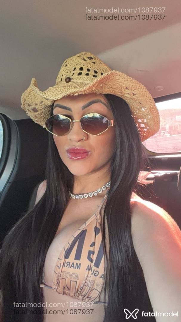 Acompanhante mulher morena (o) de olhos castanhos - Débora Marques