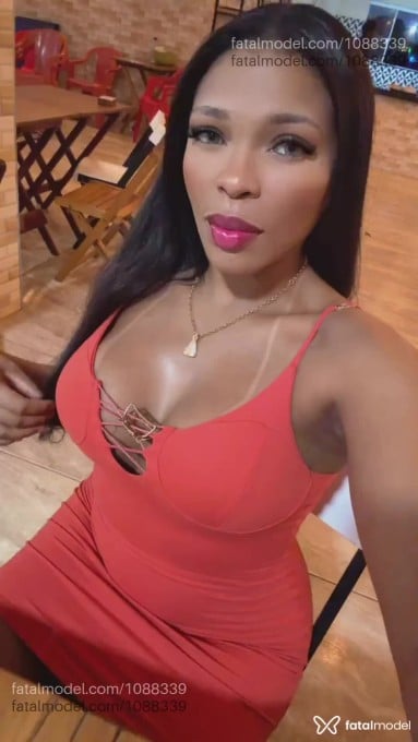 Acompanhante mulher morena (o) de olhos pretos em Brasília - Lanny