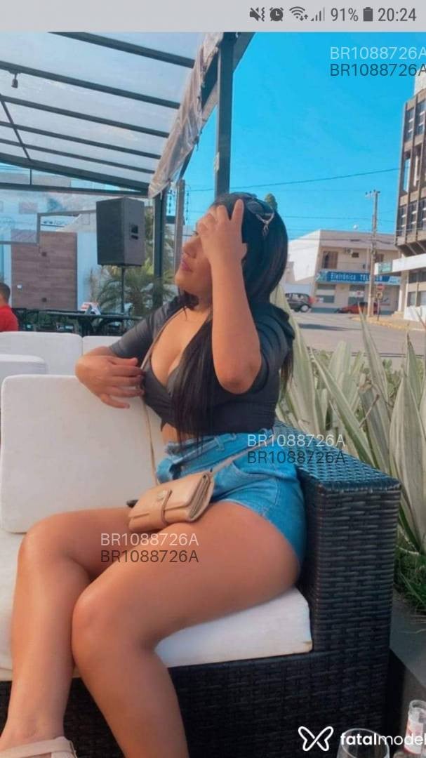 Acompanhante mulher morena (o) de olhos castanhos em Campos Novos Acompanhante mulher morena (o) de olhos castanhos em Campos Novos - Maiara
