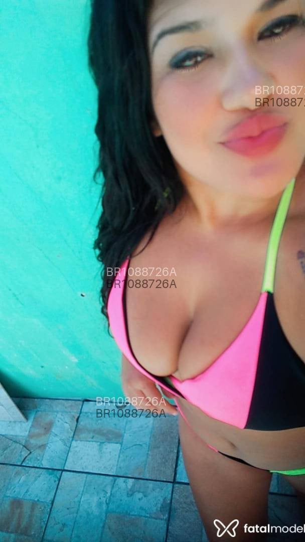 Acompanhante mulher morena (o) de olhos castanhos em Campos Novos Acompanhante mulher morena (o) de olhos castanhos em Campos Novos - Maiara
