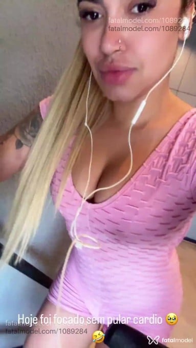 Acompanhante mulher loira (o) de olhos castanhos em Marília - Carol