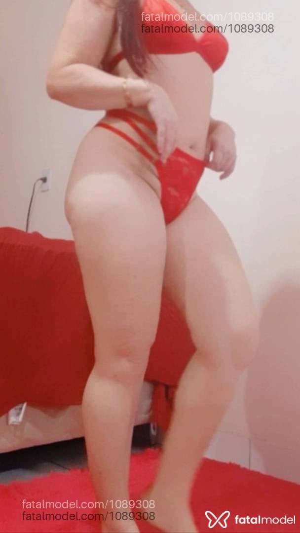 Acompanhante mulher ruiva (o) de olhos castanhos - Jessica