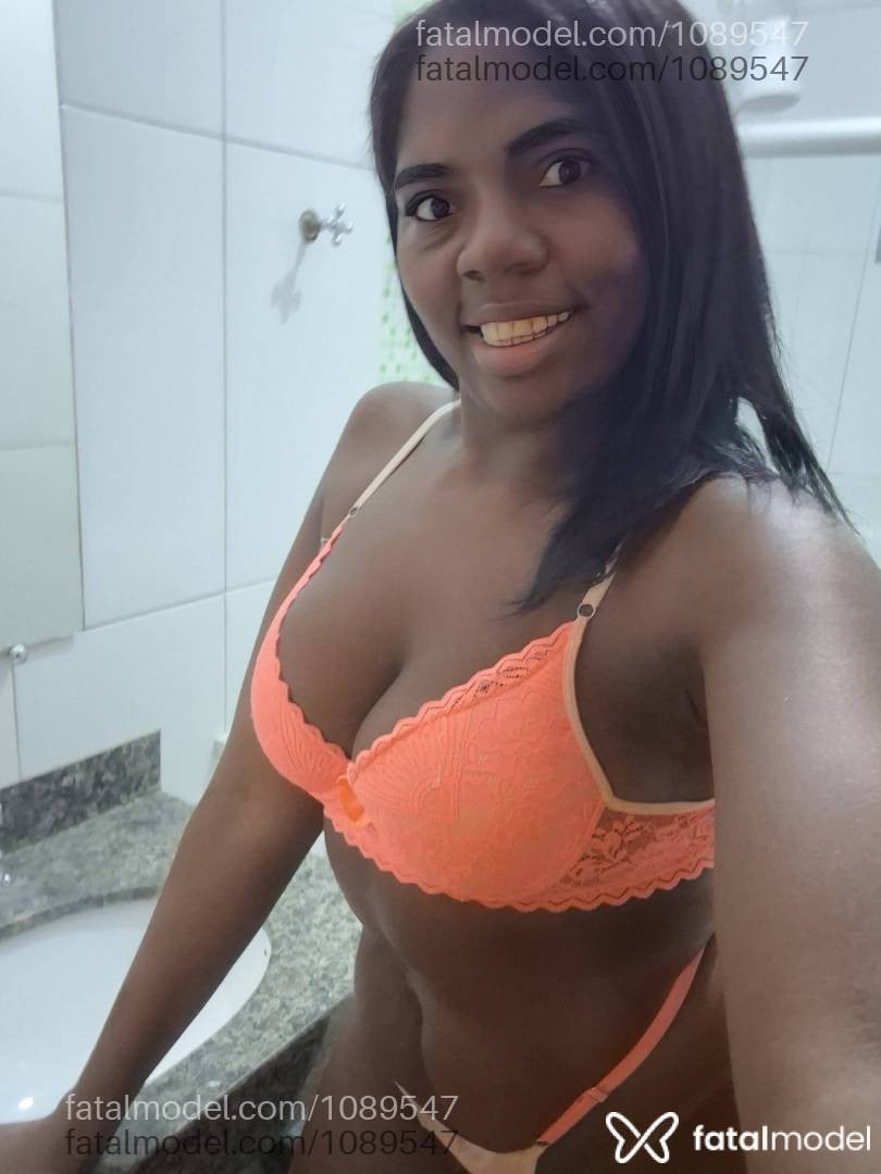 Acompanhante mulher morena (o) de olhos pretos - Sabrina morena