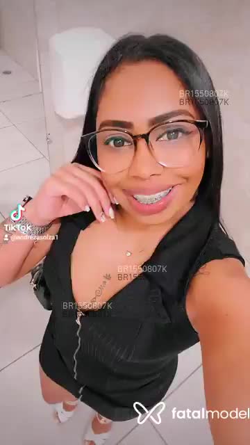 Acompanhante mulher morena (o) de olhos castanhos em Bauru - REBECA