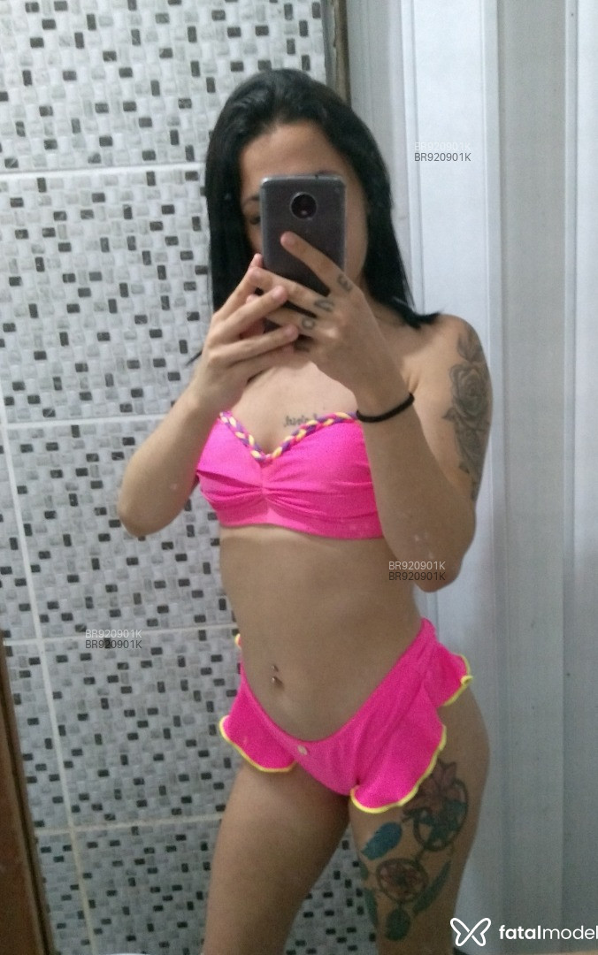 Acompanhante mulher morena (o) de olhos castanhos em Barbacena Acompanhante mulher morena (o) de olhos castanhos em Barbacena - Camilla