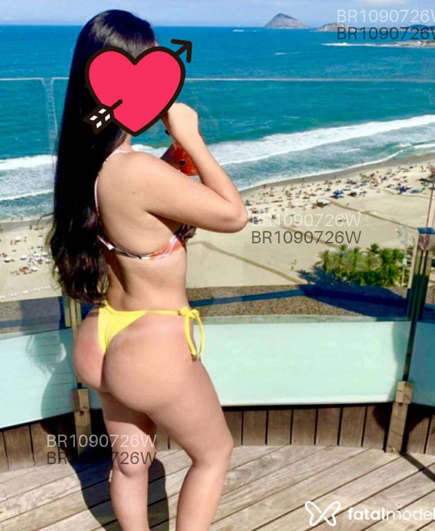 Acompanhante mulher com cabelo castanho de olhos castanhos em Porto Seguro Acompanhante mulher com cabelo castanho de olhos castanhos em Porto Seguro - Poucos horários