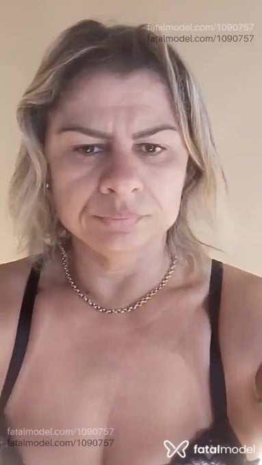 Acompanhante mulher loira (o) de olhos castanhos em Porangatu - Erica