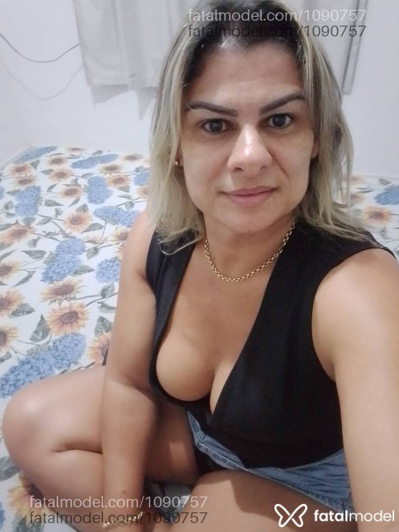 Acompanhante mulher loira (o) de olhos castanhos em Porangatu - Erica