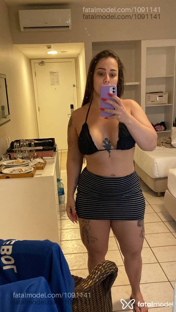 Acompanhante mulher loira (o) de olhos mel em Uberlândia - Paolla Gouvea