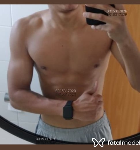 Acompanhante homem morena (o) de olhos castanhos em Bauru Acompanhante homem morena (o) de olhos castanhos em Bauru - Bateestaca