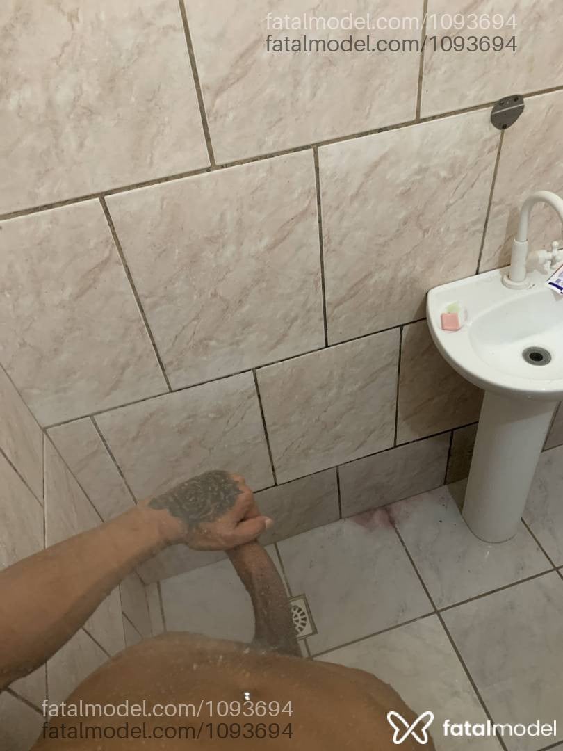 Acompanhante travesti morena (o) de olhos castanhos - Gabizinha