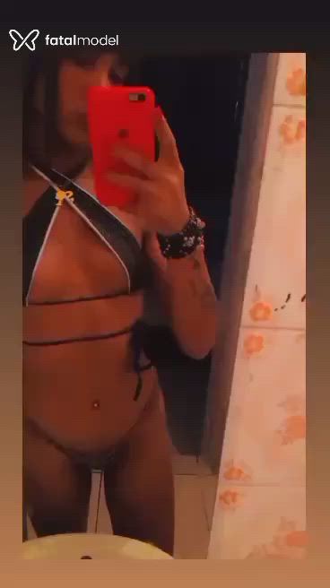 Acompanhante travesti morena (o) de olhos castanhos - Gabizinha