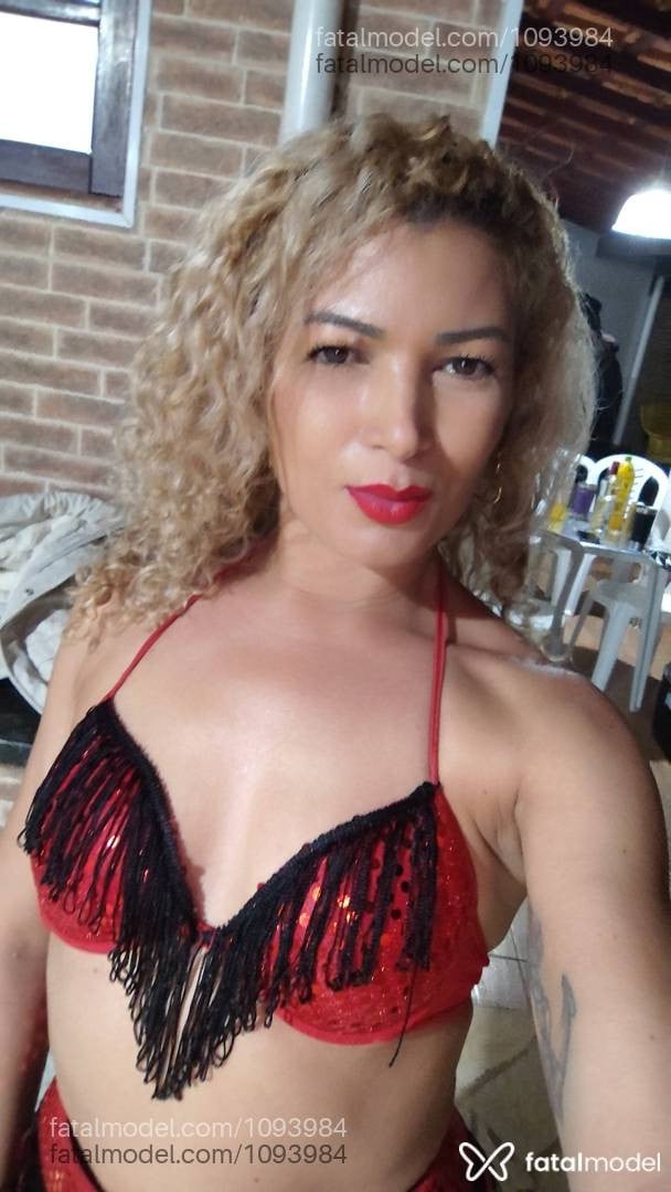 Acompanhante mulher loira (o) de olhos castanhos em Jundiaí - Joyce Andrade