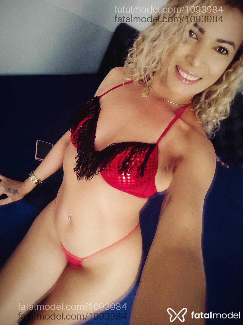 Acompanhante mulher loira (o) de olhos castanhos em Limeira - Joyce Andrade