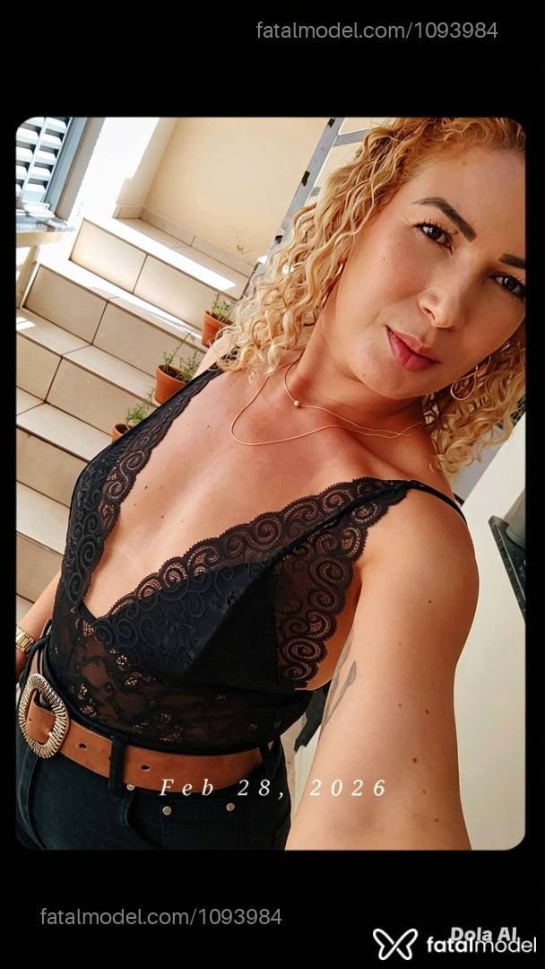 Acompanhante mulher loira (o) de olhos castanhos em Caldas Novas - Joyce Andrade
