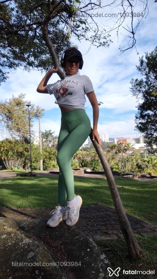 Acompanhante mulher loira (o) de olhos castanhos em Jundiaí - Joyce Andrade