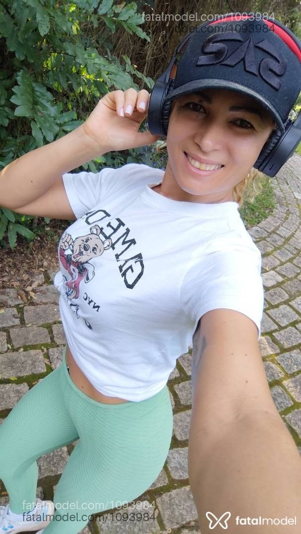 Acompanhante mulher loira (o) de olhos castanhos em Jundiaí Acompanhante mulher loira (o) de olhos castanhos em Jundiaí - Joyce Andrade