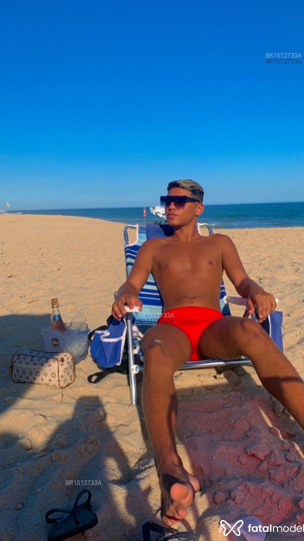 Acompanhante homem morena (o) de olhos castanhos - Lucas França Acompanhante homem morena (o) de olhos castanhos - Lucas França