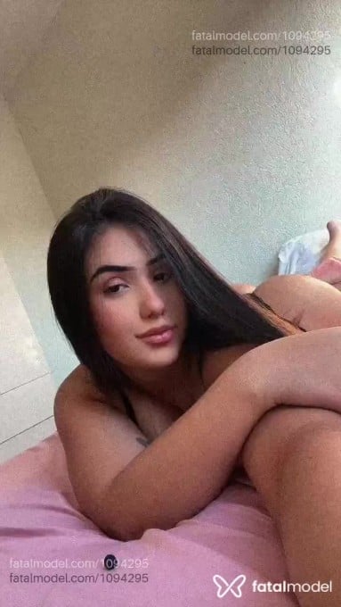 Acompanhante mulher com cabelo castanho de olhos castanhos em Araras Acompanhante mulher com cabelo castanho de olhos castanhos em Araras - Priscila Carvalho