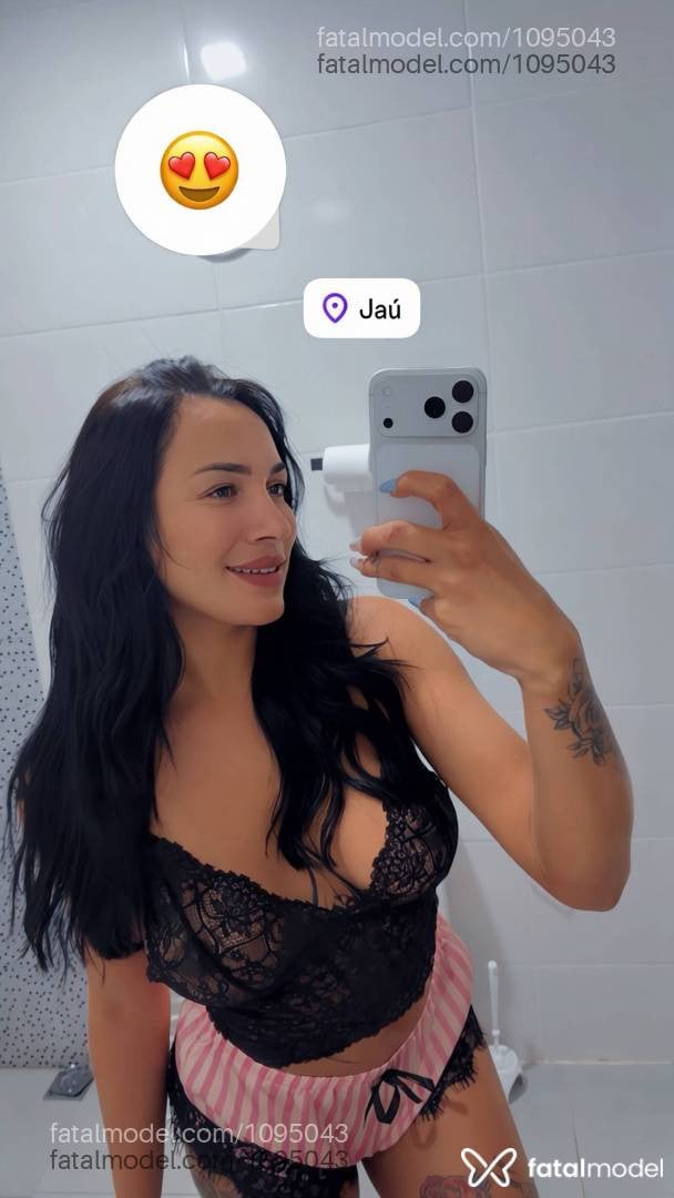 Acompanhante travesti morena (o) de olhos castanhos - Mikaelly Victoria