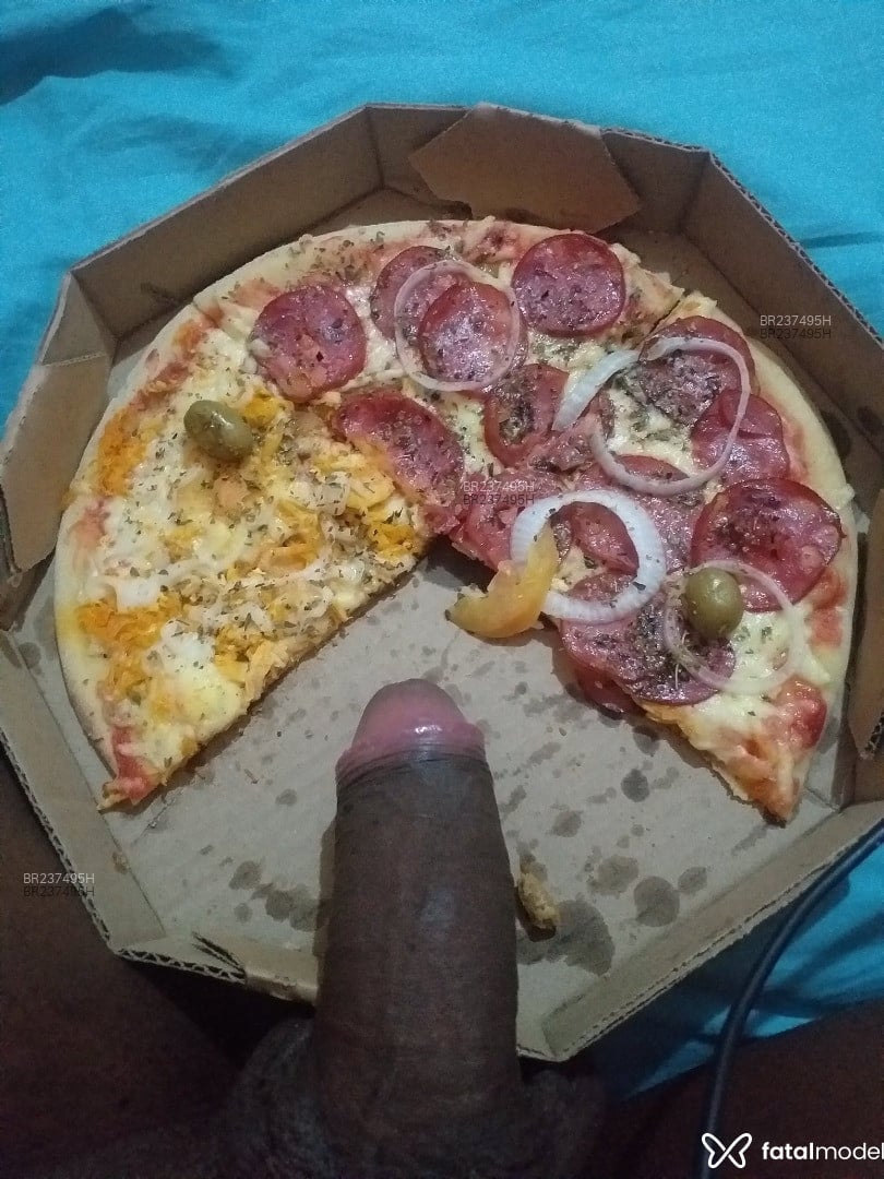 Acompanhante travesti com cabelo castanho de olhos mel em Rondonópolis - AKACIA BARCELLOS