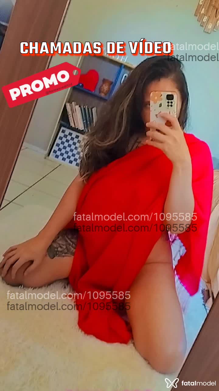 Acompanhante mulher com cabelo castanho de olhos castanhos em Virtual - Sia Benvenutto