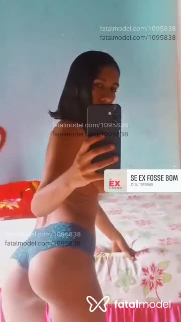 Acompanhante mulher com cabelo castanho de olhos castanhos em Porto Velho Acompanhante mulher com cabelo castanho de olhos castanhos em Porto Velho - Completinhazl