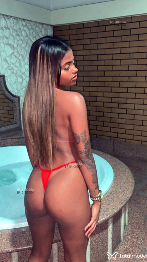 Acompanhante mulher morena (o) de olhos mel em Virtual - Camillynha