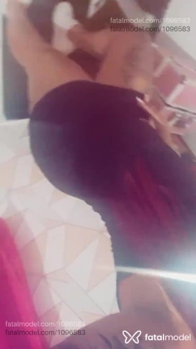 Acompanhante mulher ruiva (o) de olhos castanhos em Pindamonhangaba - Thalita