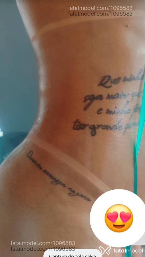 Acompanhante mulher ruiva (o) de olhos castanhos em Pindamonhangaba - Thalita