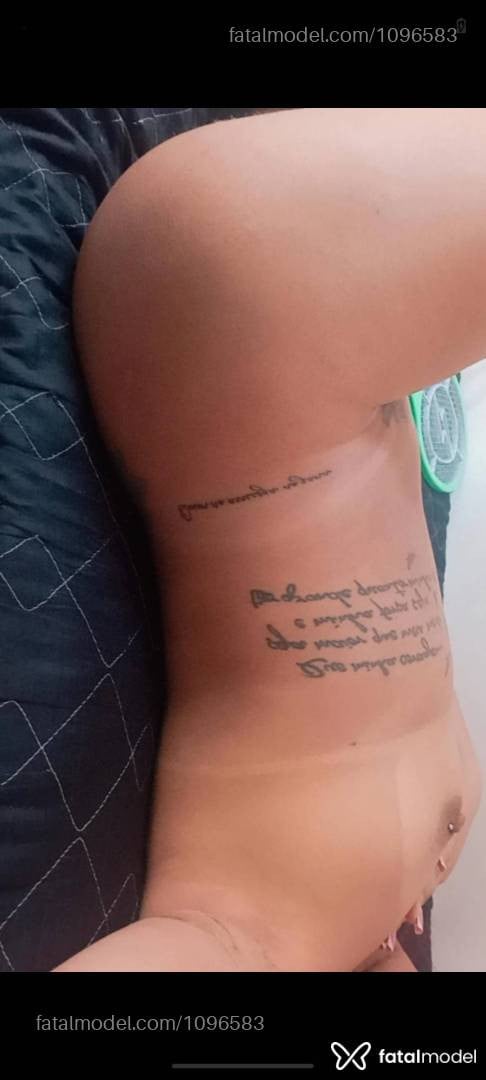 Acompanhante mulher ruiva (o) de olhos castanhos em Pindamonhangaba - Thalita