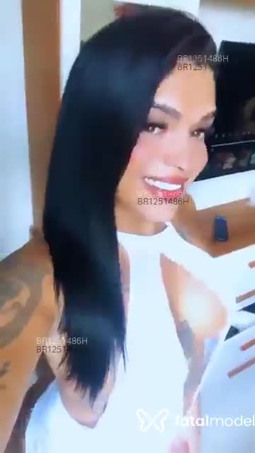 Acompanhante travesti morena (o) de olhos castanhos em Rio de Janeiro - Nathalia Alves