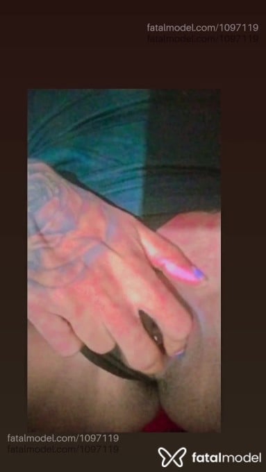 Acompanhante mulher com cabelo castanho de olhos castanhos em Peixoto de Azevedo Acompanhante mulher com cabelo castanho de olhos castanhos em Peixoto de Azevedo - Pandinhaa