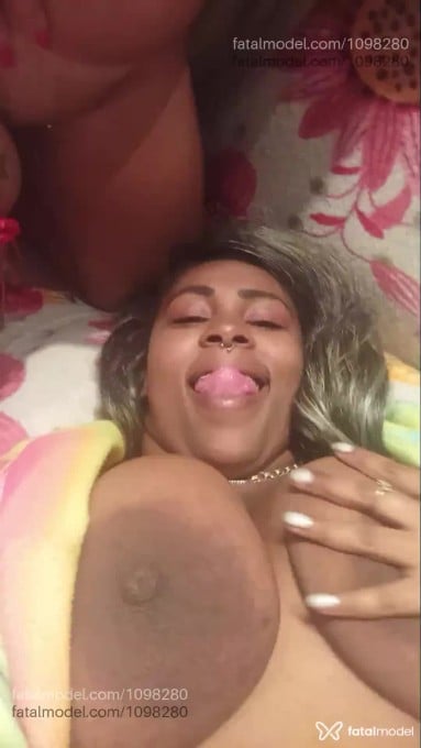 Acompanhante mulher loira (o) de olhos castanhos em Porto Alegre - Bebel