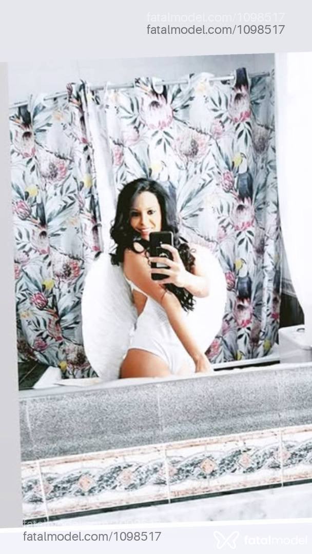 Acompanhante mulher morena (o) de olhos castanhos - Janaina